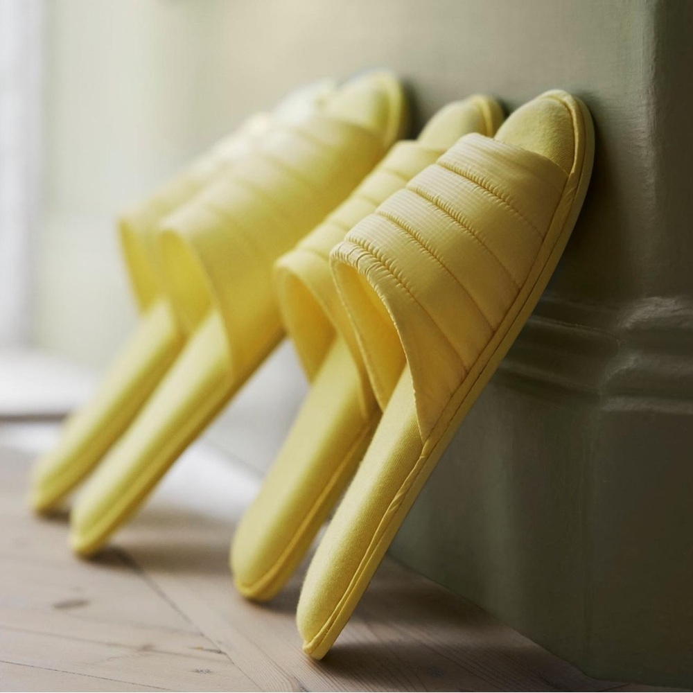Ikea Dajlien Yellow Slippere
